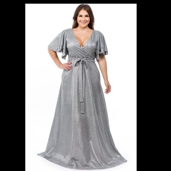 Ricarica Silver Plunge Neck Flutter Sleeve Overflow‎ Gown 1X! - Picture 1 of 2